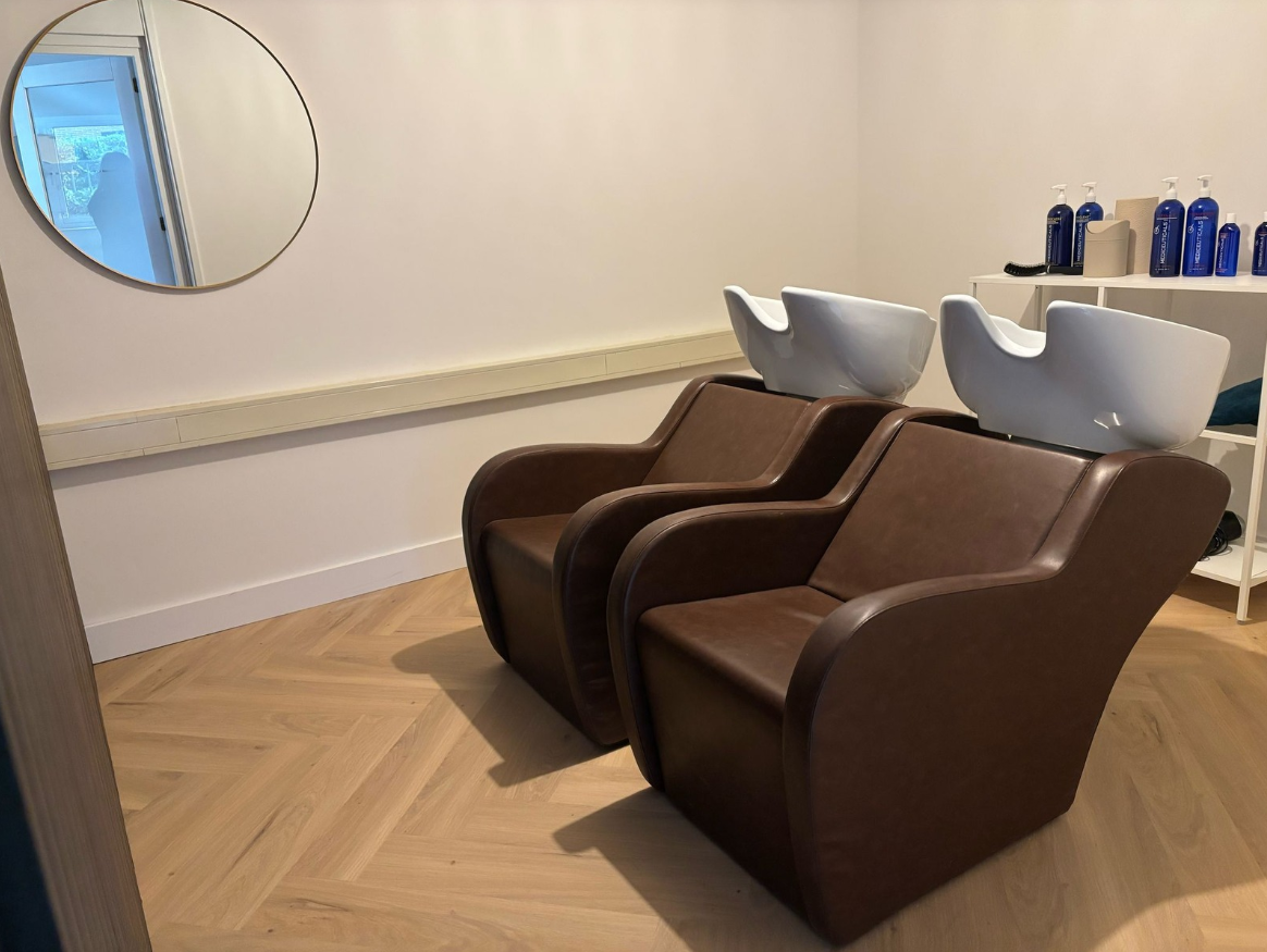 hair-clinic-wolf-over-ons-werkwijze-wassing-en-controleafspraken Stap 7: wassing & controleafspraken
